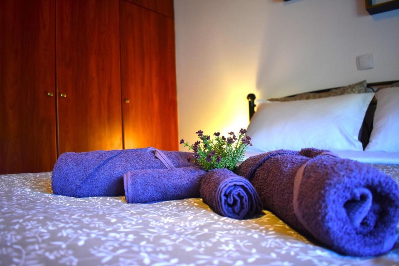 Amara Apartment Artemida  Bagian luar foto