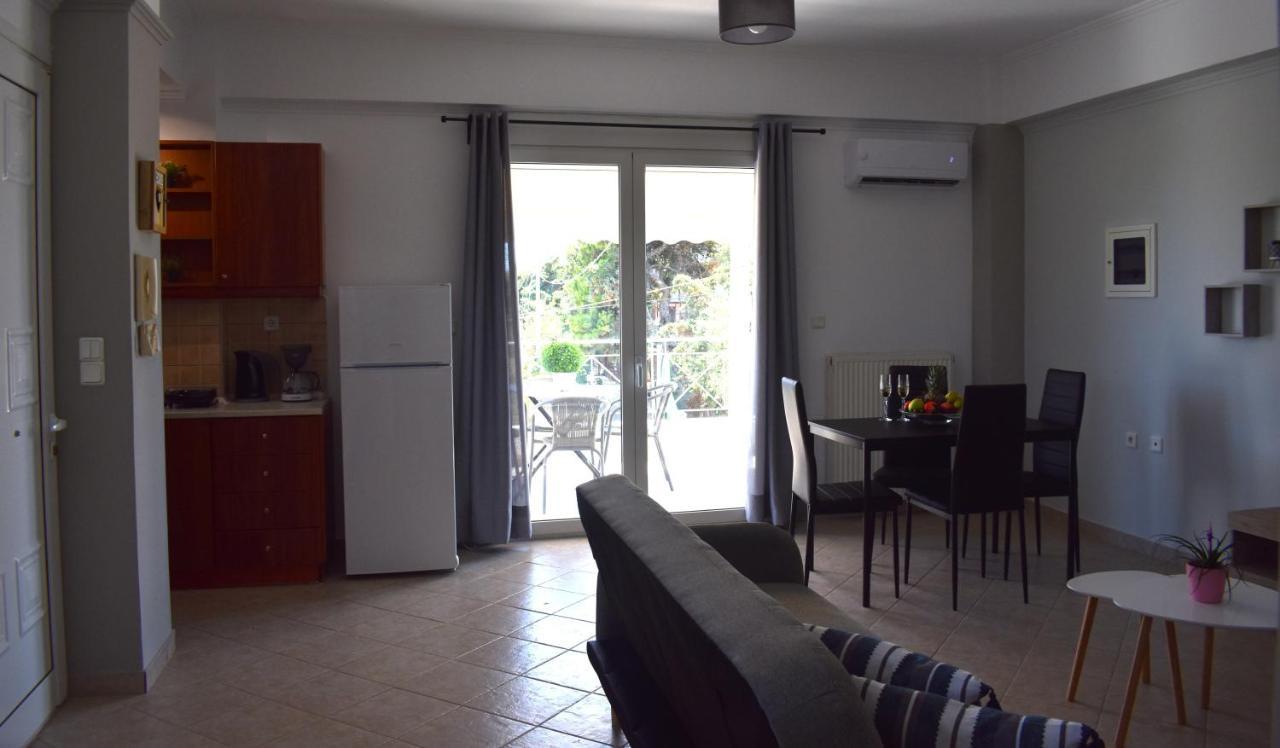 Amara Apartment Artemida  Bagian luar foto