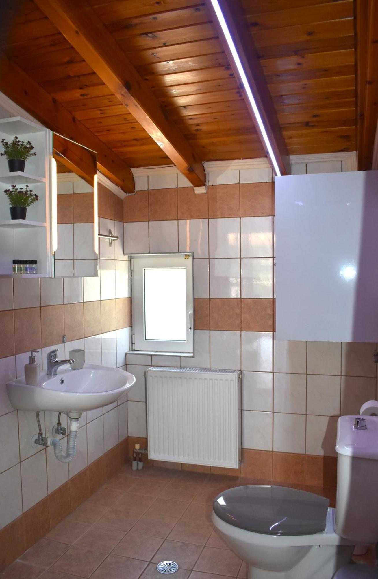 Amara Apartment Artemida  Bagian luar foto